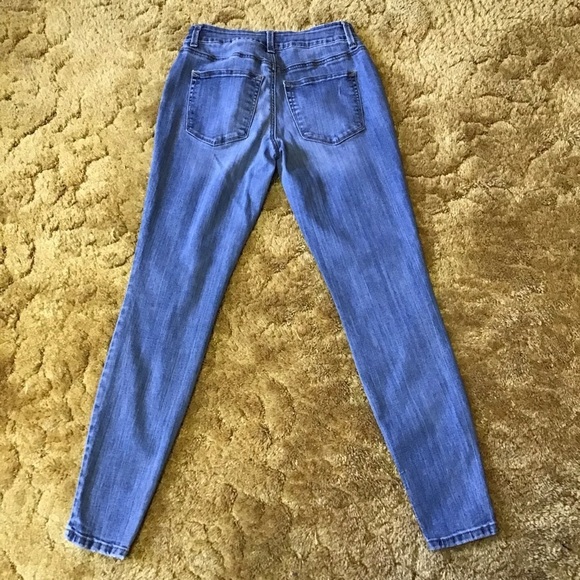 Maurice’s Women's Faded Medium Wash Straight Leg Jeans - Picture 6 of 8